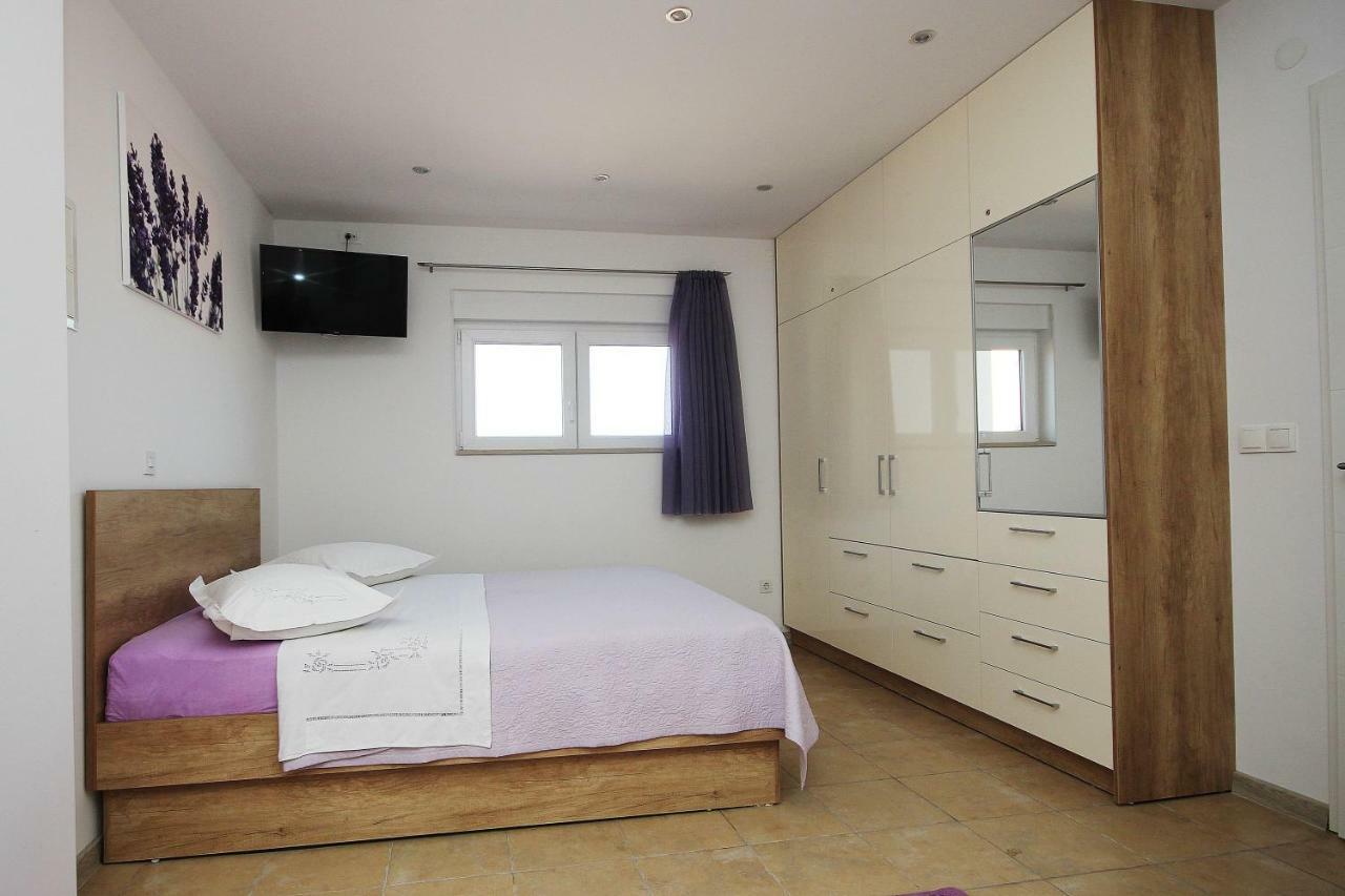 Apartmani Dalmacija Brela Luaran gambar