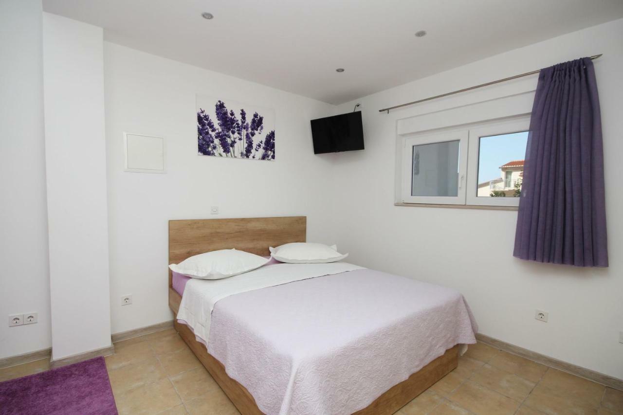 Apartmani Dalmacija Brela Luaran gambar
